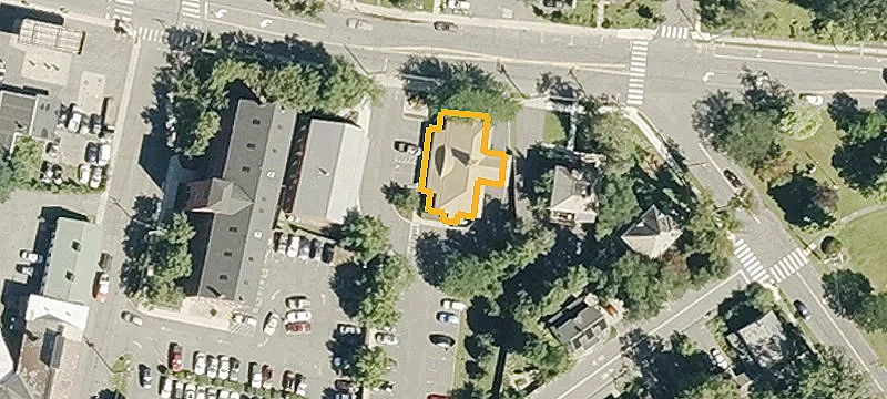6 Main St