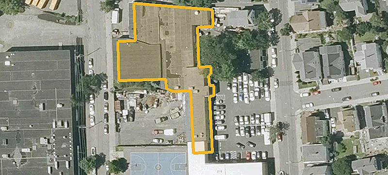 121 Madison St