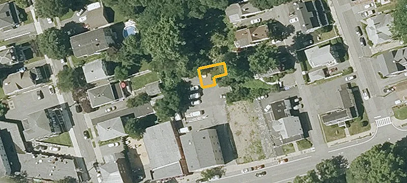 423 High St