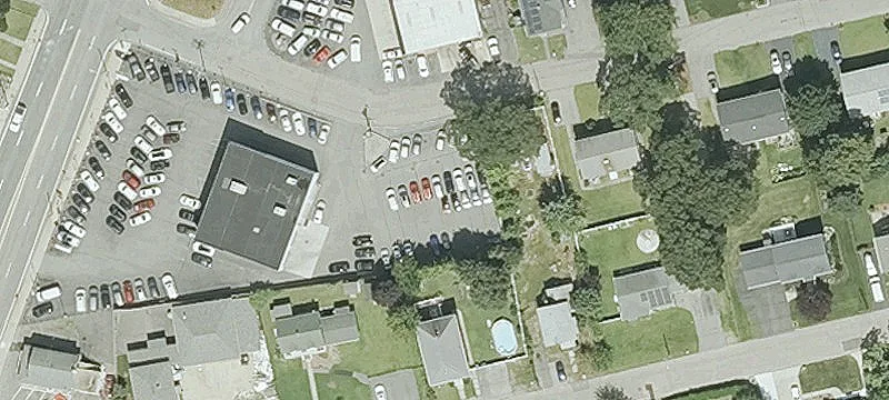 17 Scott St