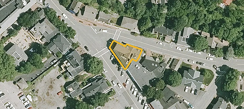 40 Main St
