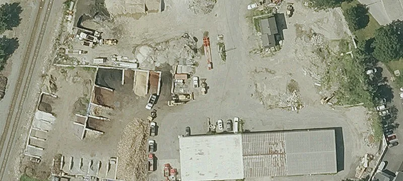 30 Lowell Jct Rd