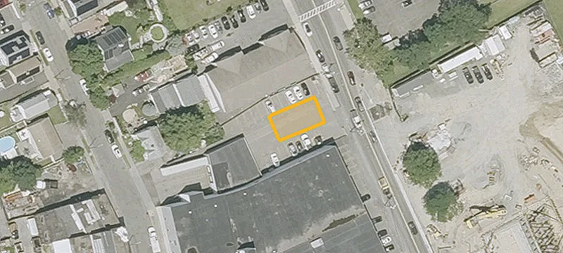 137 Commercial St