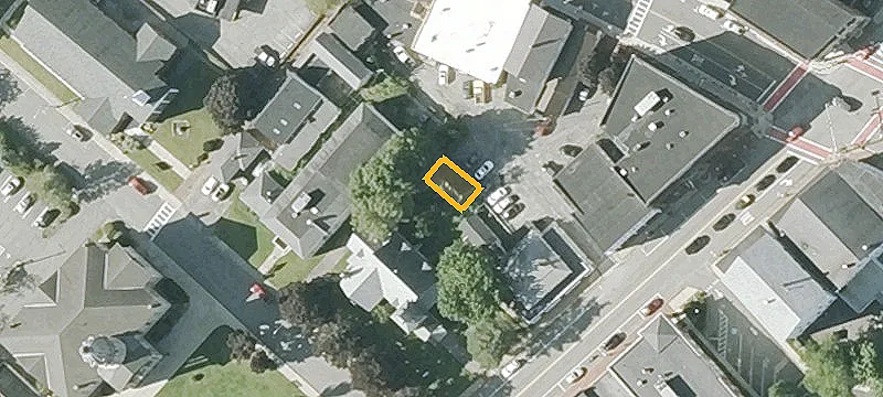 15 Main St