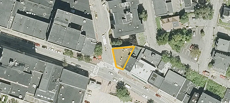 409 Main St