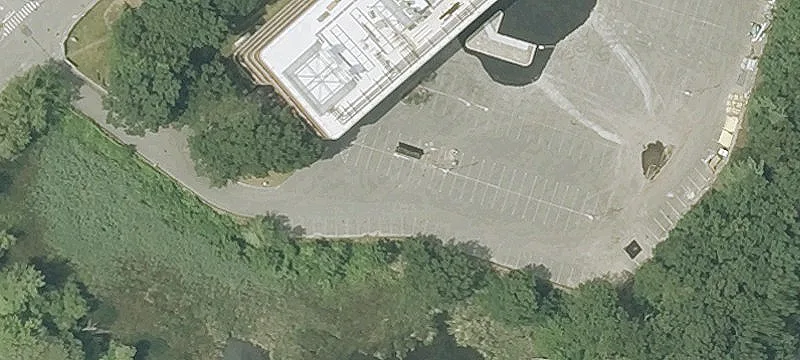 3 Burlington Woods Dr