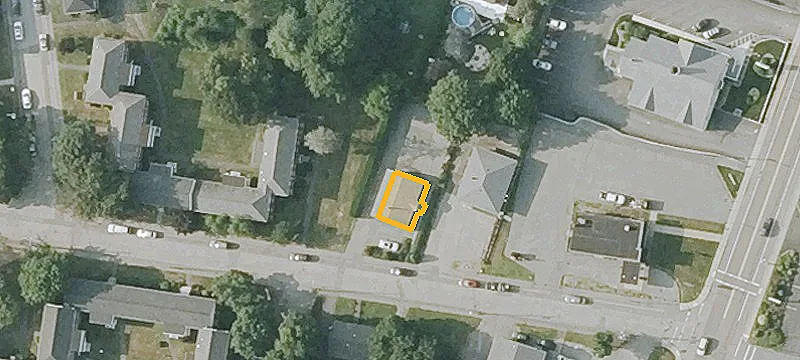 76 Shawomet Ave