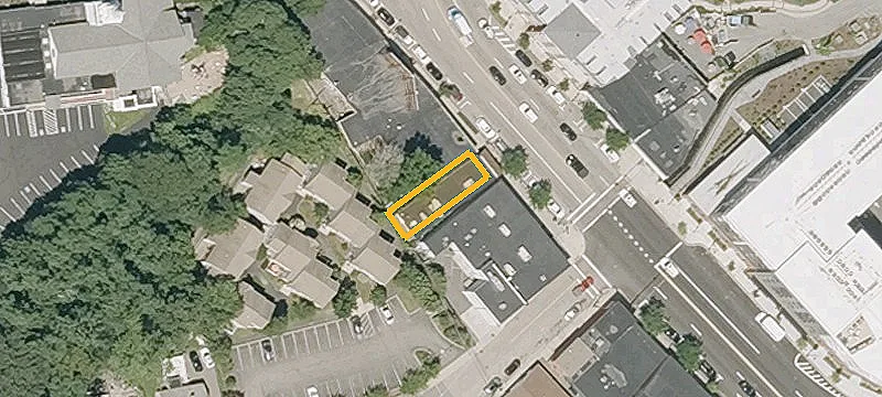16-18 Commercial St