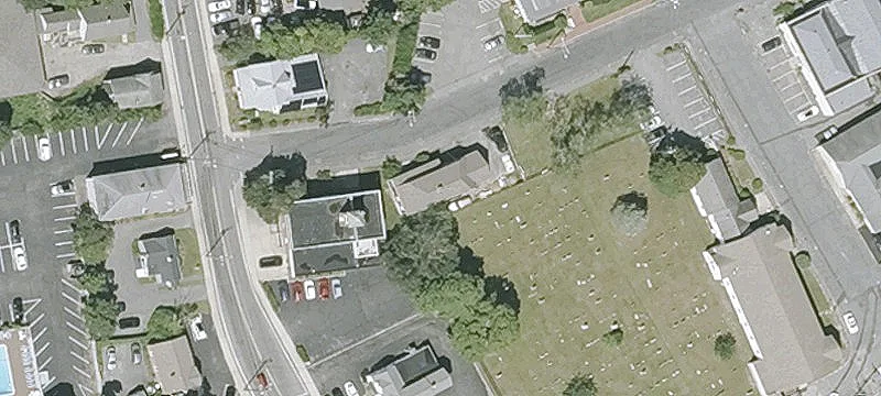 49 Elm Ave