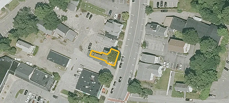44 Main St