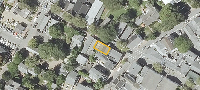 38 Main St