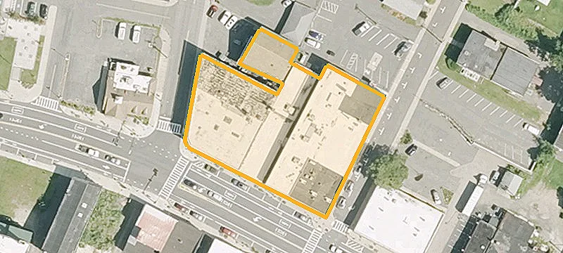 79 Main St