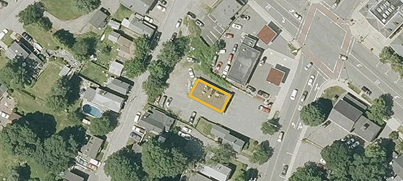 9 Central St