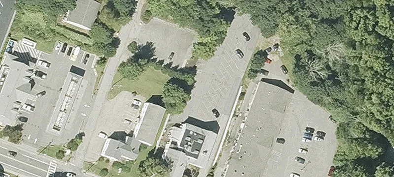 502 Main St