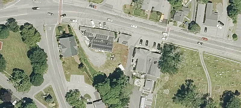 686-688 Main St