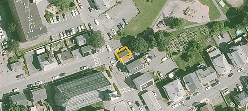 73 Pleasant St