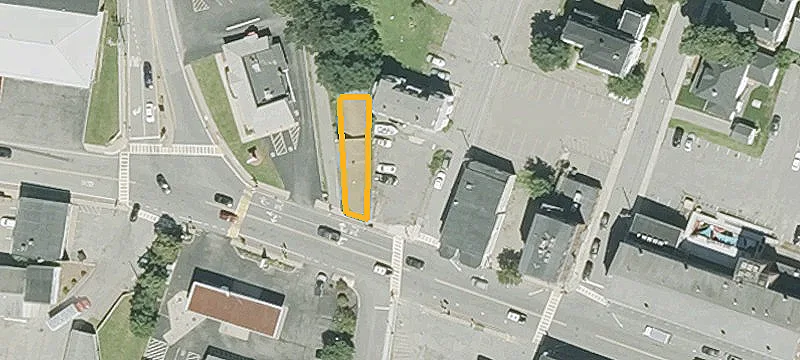 63 Main St