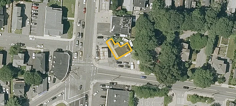 492 Main St