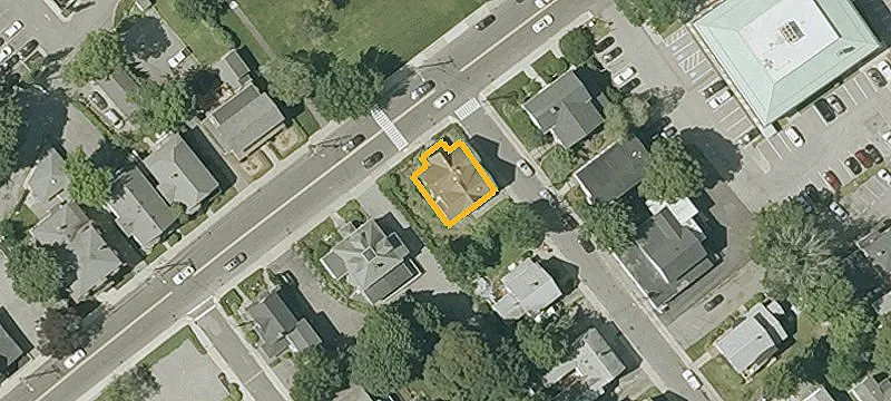 44 Pleasant St