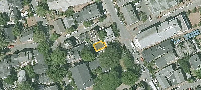 6 Oak St