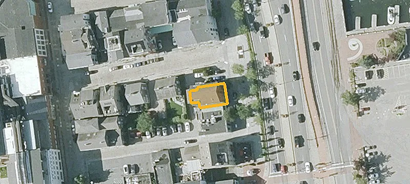 98 Frnt St
