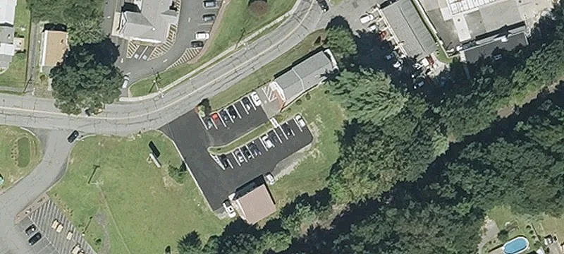 60 Newton St