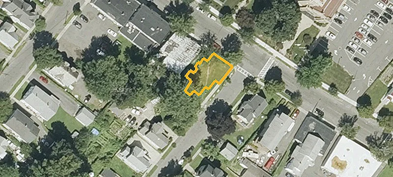 476 Main St