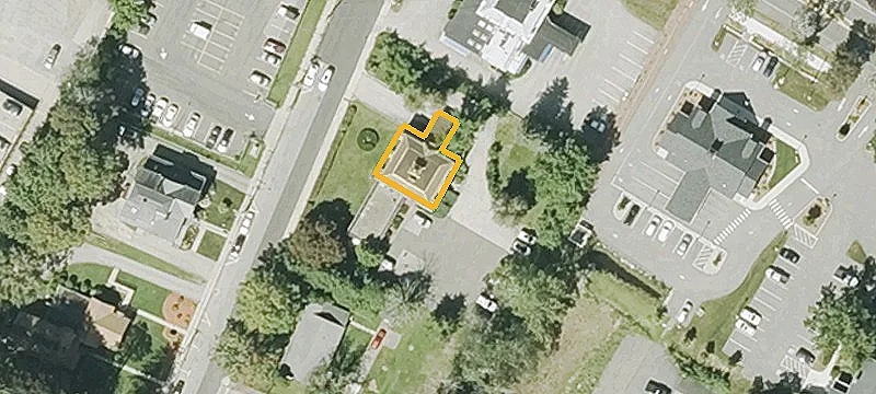 19 Everett St