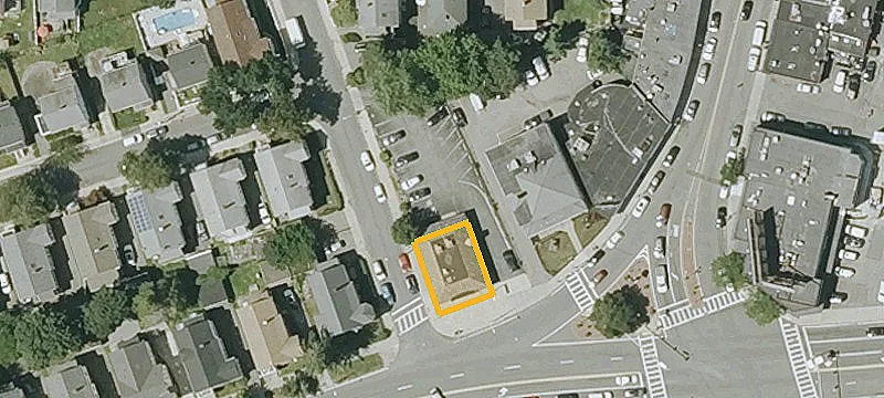 494 Gallivan Blvd