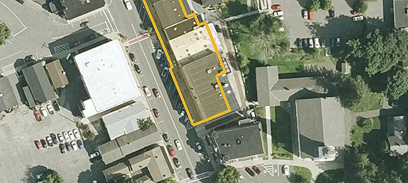 40 Main St
