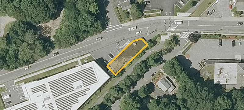 52 Montvale Ave
