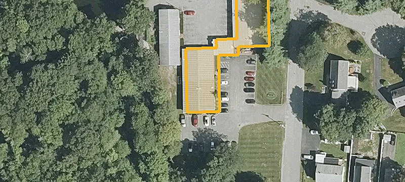 51 Robinson Ave