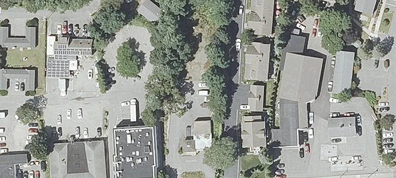 464 Main St