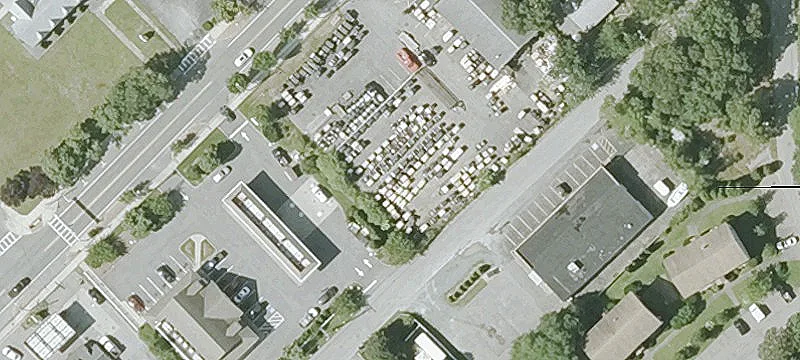 37 Holt Rd