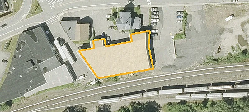 381 Main St