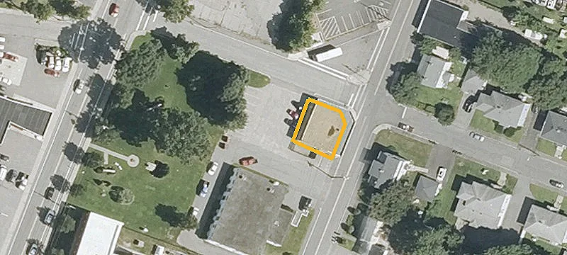 6 Ee St