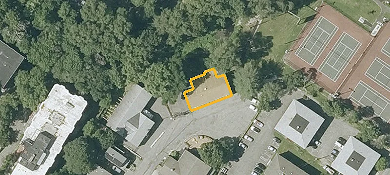 32 Prentiss Rd