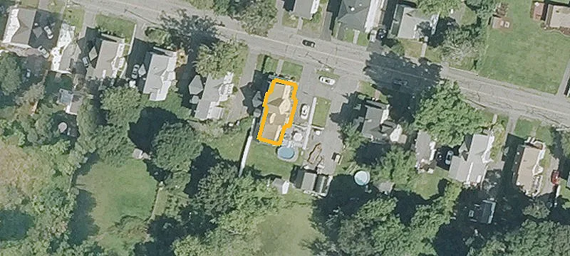 18 Briggs St