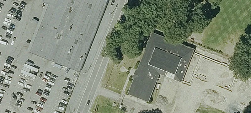 124 Manley St