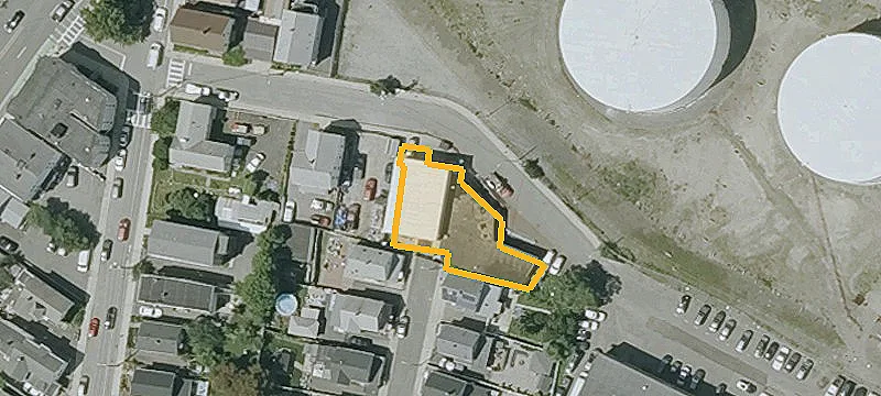 13 Bartlett St