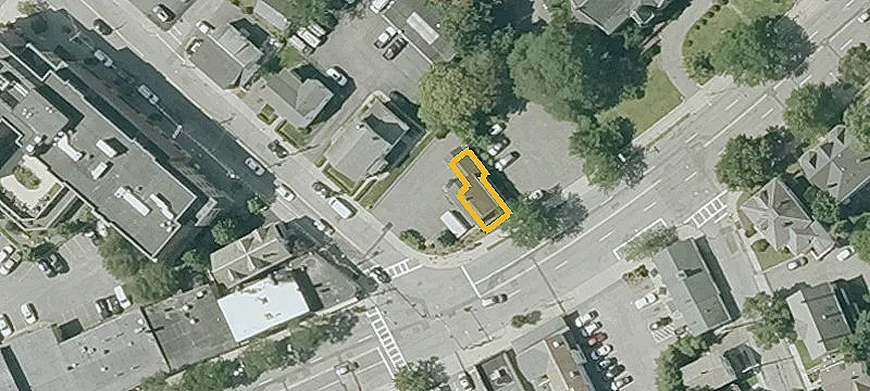 72 Mt Auburn St