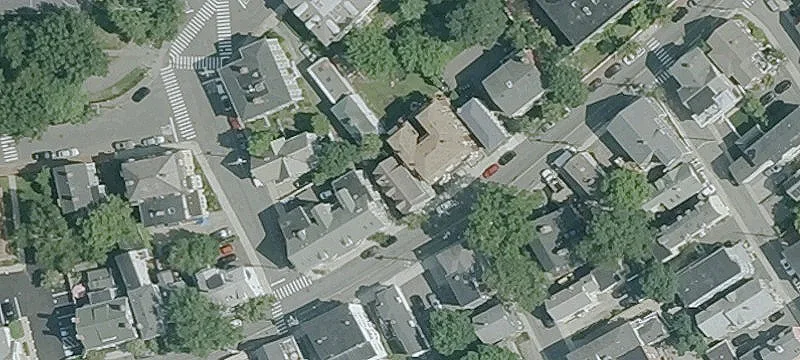 60 Essex St