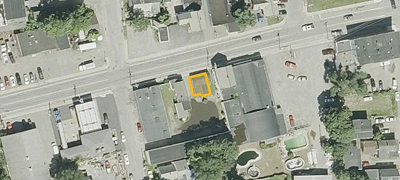 135 Lunenburg St