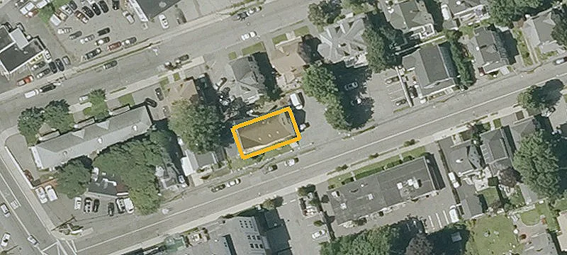 33 Water St