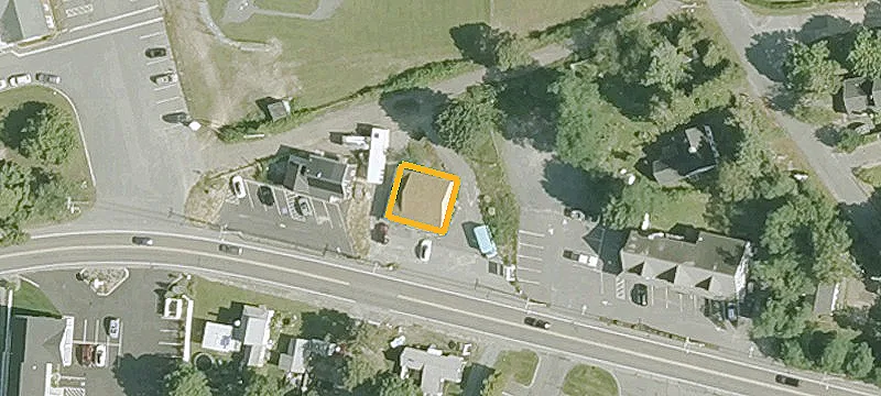 862 Main St