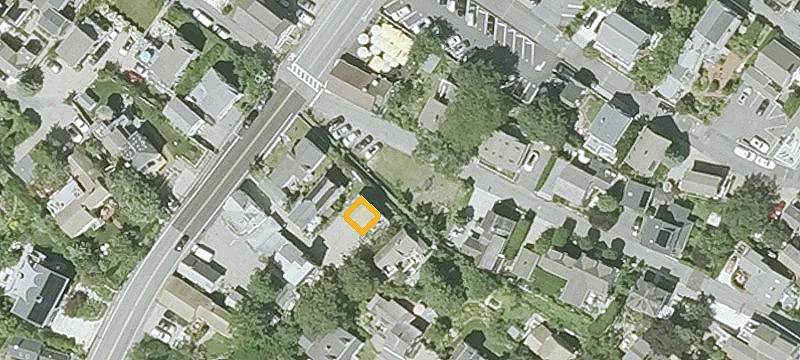 12 Pleasant St