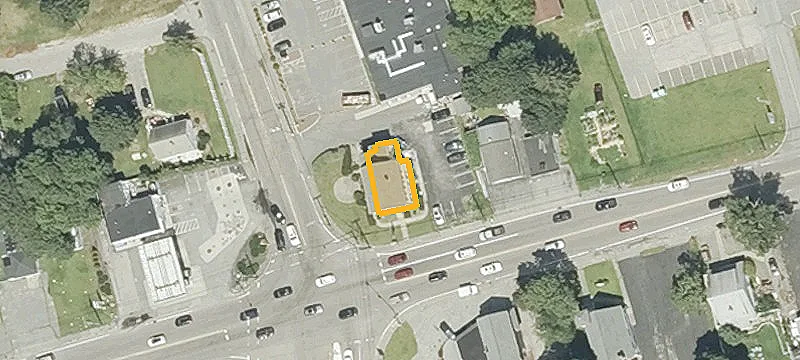 442 Taunton Ave