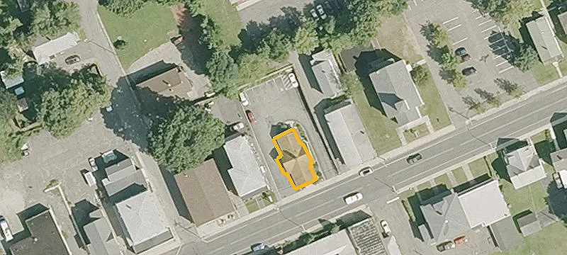 2060 Main St