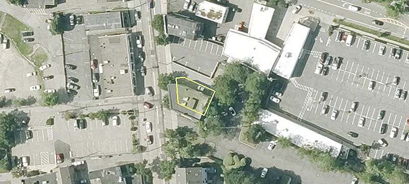 438-442 Lexington St