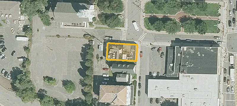 39 Howard St